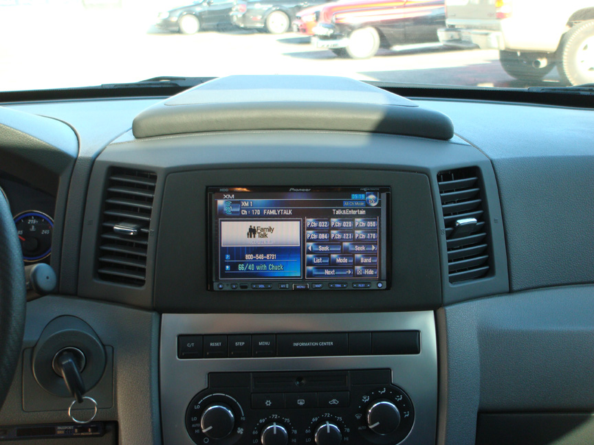 Double din stereo jeep grand cherokee
