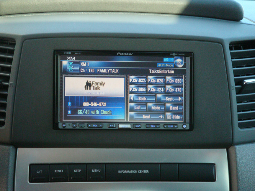 2007 jeep grand cherokee radio display not working